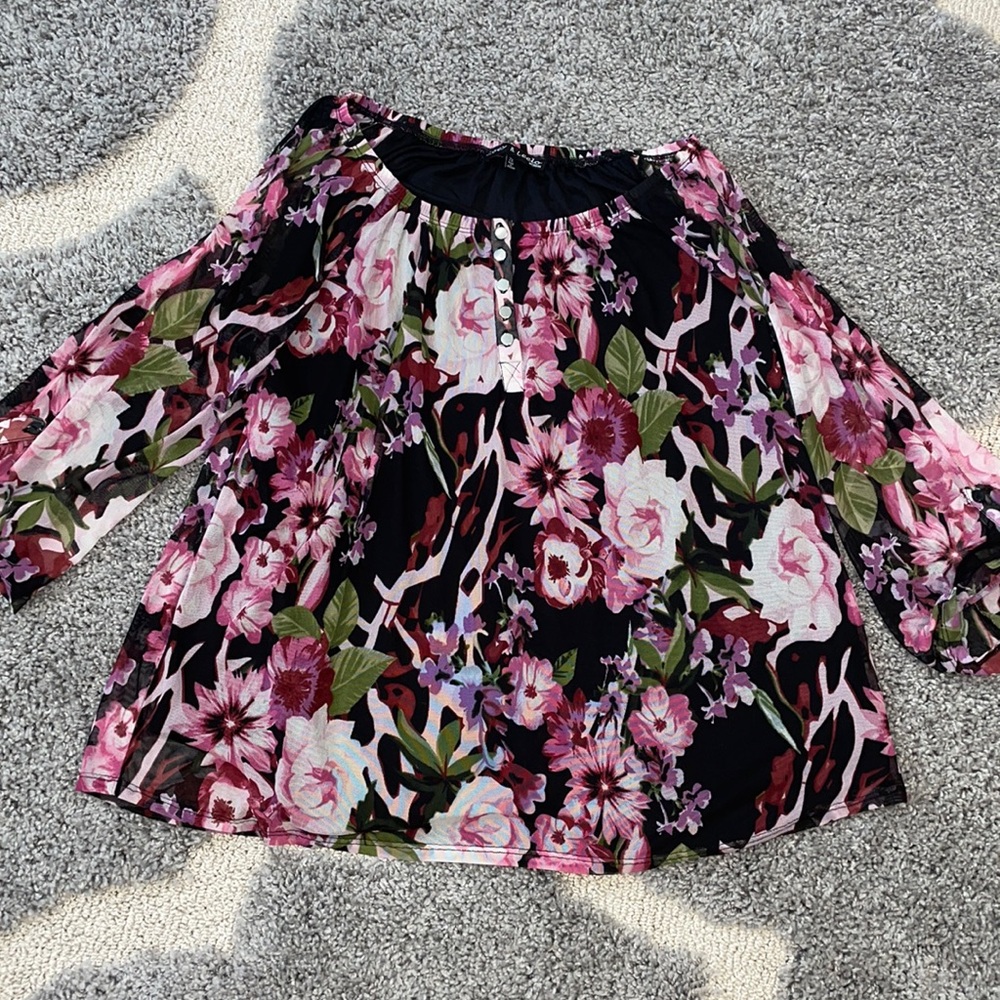 Zoey & Leelo floral blouse Size 2X